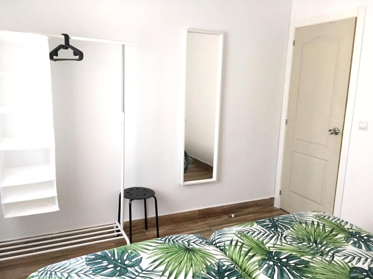 Apartment With 3 Bedrooms In Malaga, With Wifi