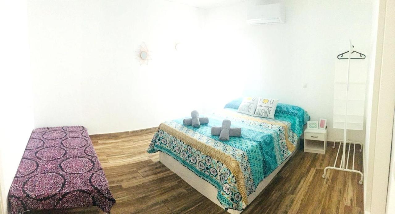 With 3 Bedrooms In Malaga, With Wifi Apartment