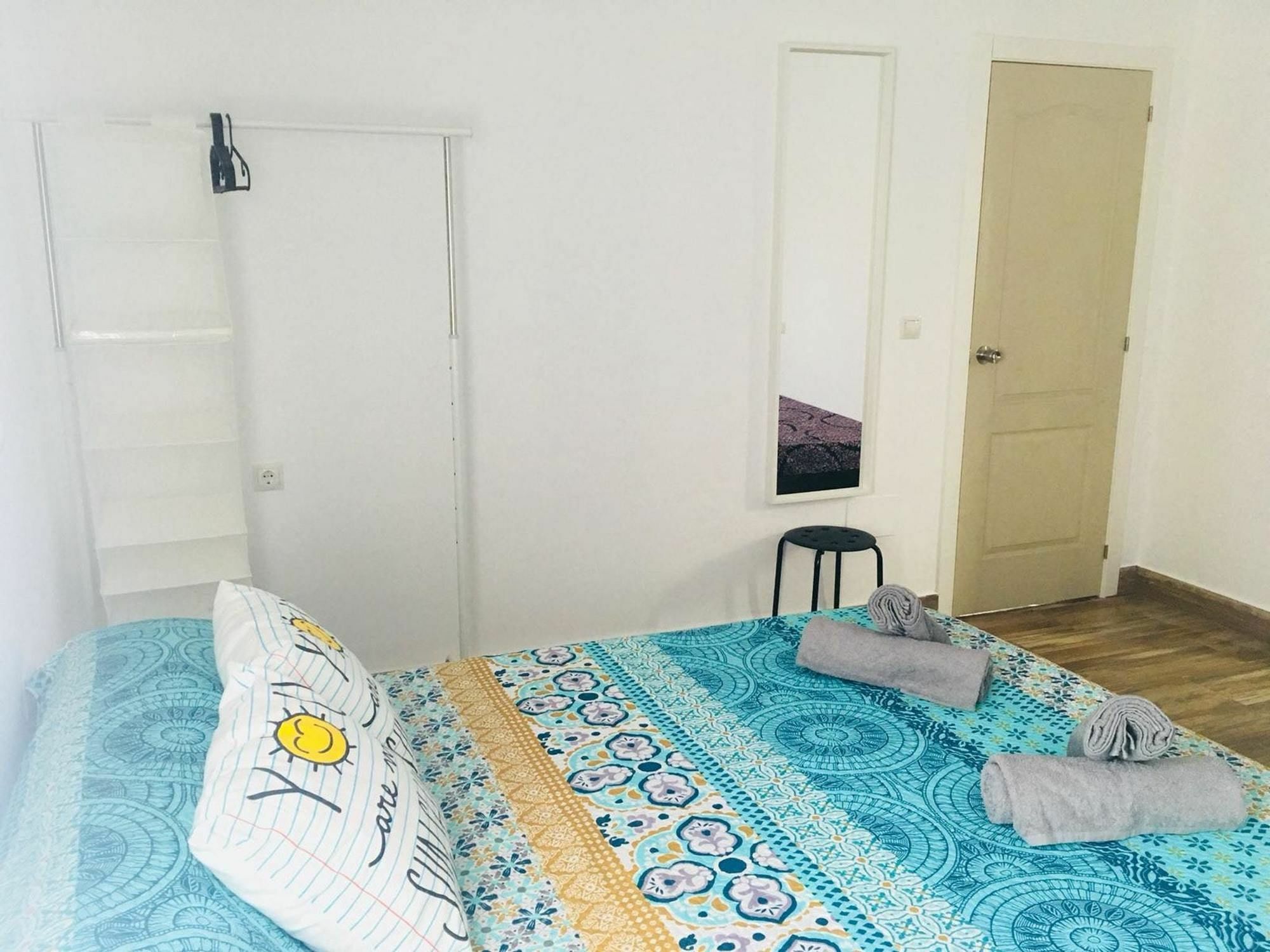 With 3 Bedrooms In Malaga, With Wifi