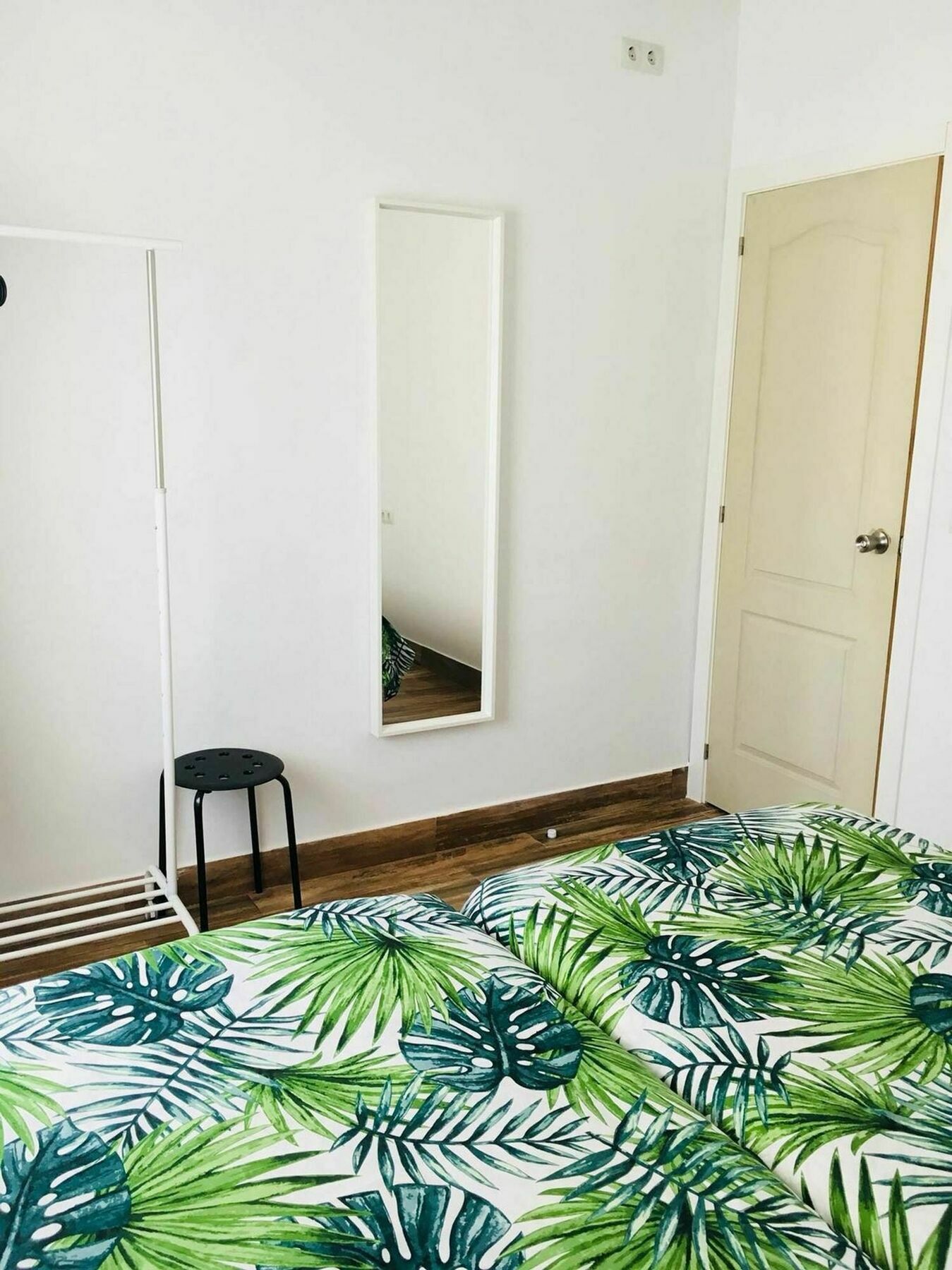 With 3 Bedrooms In Malaga, With Wifi Apartment